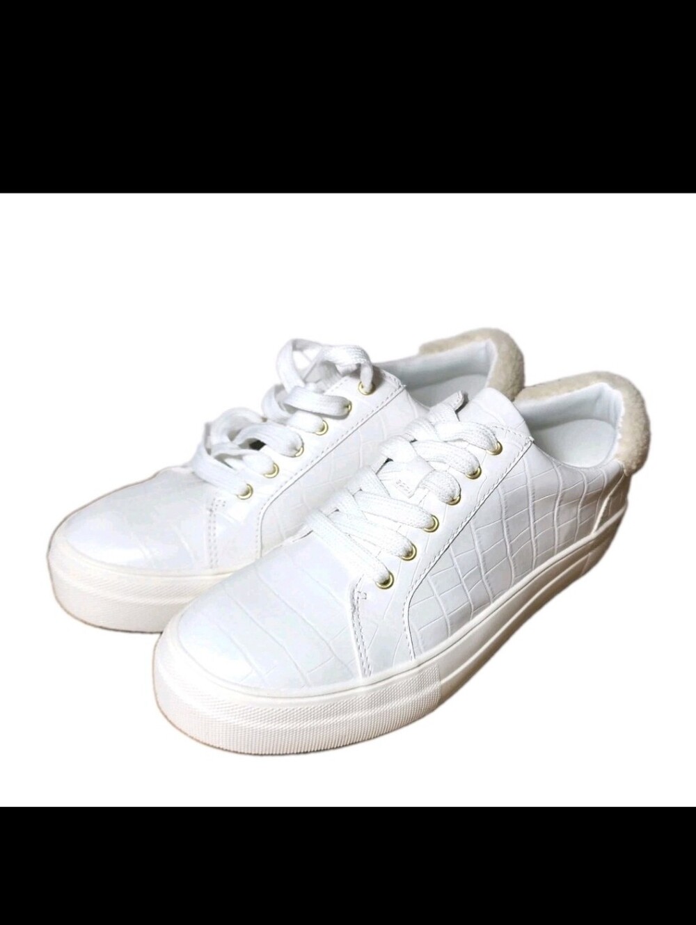 NEW SCOOP WHITE Faux Croc Texture Fashion Sneakers Women's 8.5 Gold Eyelets